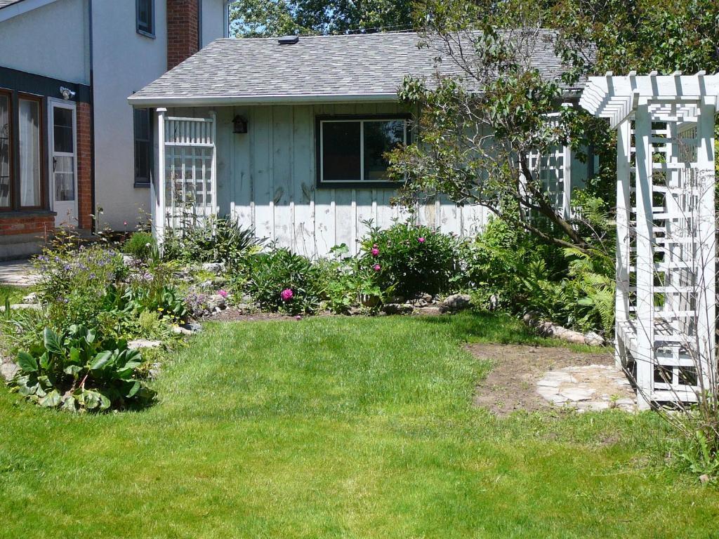 Gables Bed & Breakfast Bed & Breakfast Stayner Exterior photo